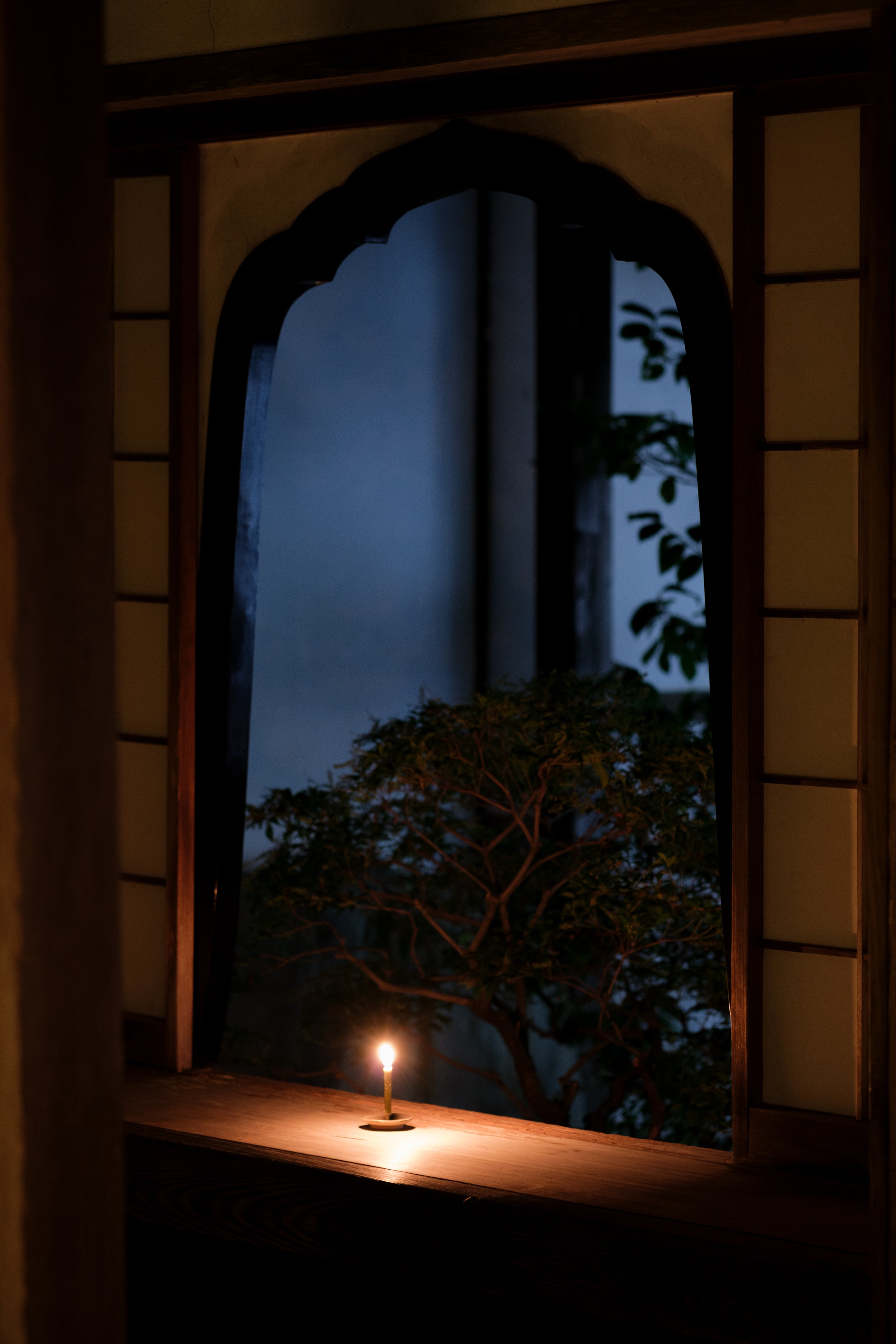 Japanese candle Warosoku with Tea Leaves